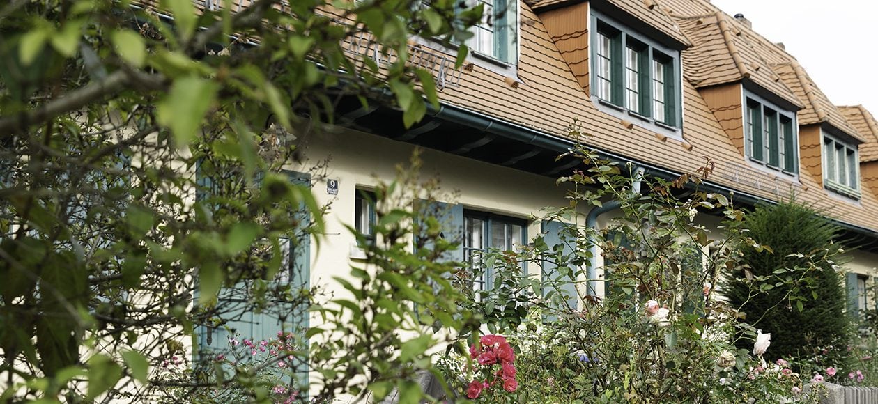 Reihenhäuser in Hellerau, Deutschlands erster Gartenstadt, im Stil der Reformarchitektur.