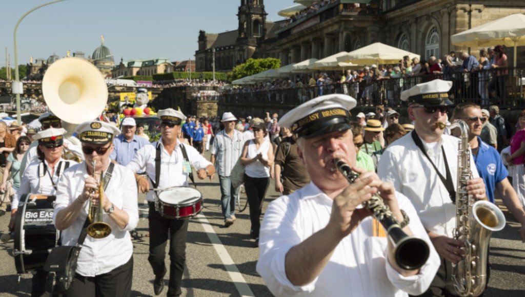 Dixieland-Parade zum Internationalen Dixieland-Festival in Dresden.