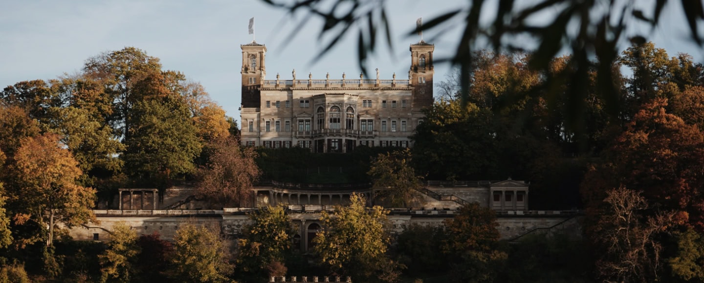 Das Schloss Albrechtsberg in Dresden in der Außenansicht.