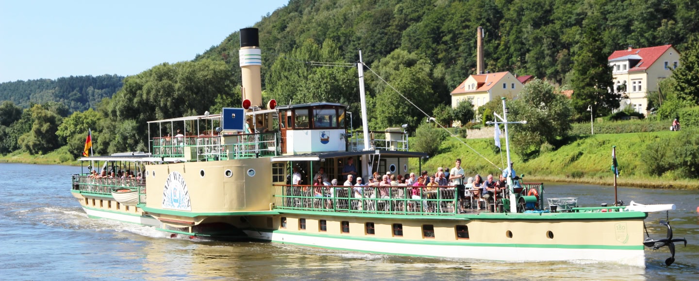 Auf der Fahrt von Dresden nach Meißen mit dem Schaufelraddampfer Stadt Wehlen.