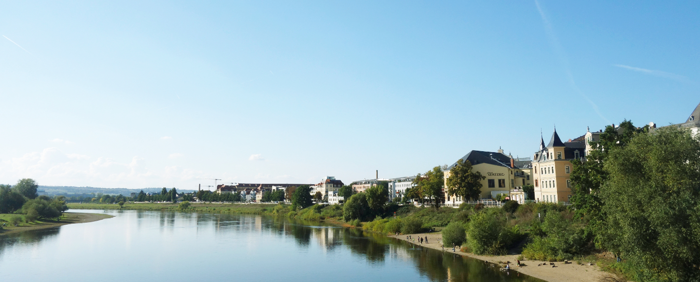 Blicka auf Pischen von der Molebrücke aus