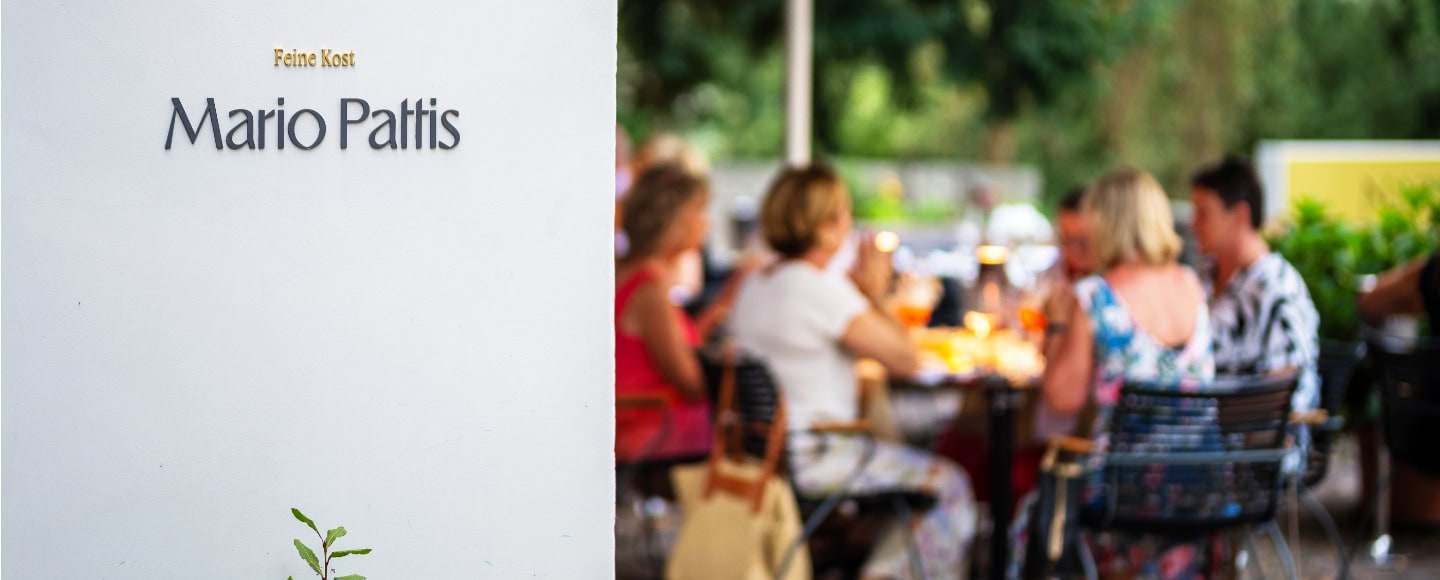 Eingang zu dem Restarant von Mario Pattis