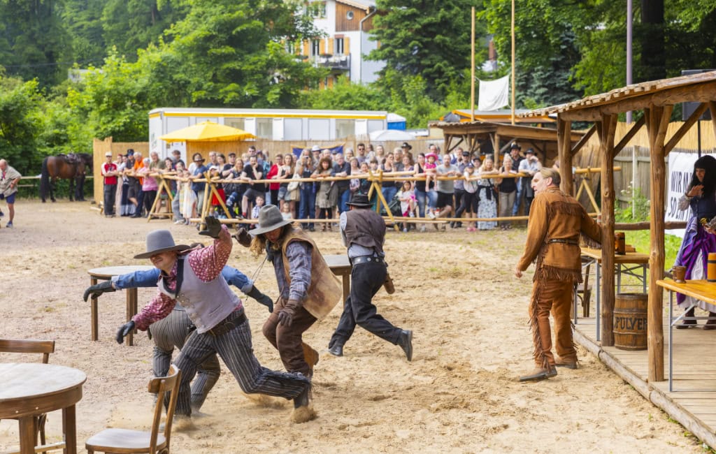 Zum 33. mal werden die Karl-May-Festtage in Radebeul gefeiert – 2026 finden sie vom 15. bis 17. Mai statt.